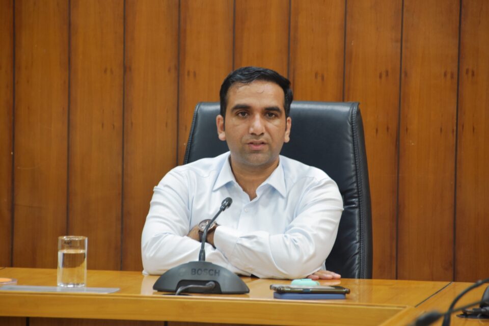 Dr Manoj Kumar, DC Sonipat