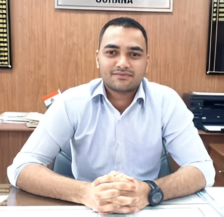 IAS Vivek Arya